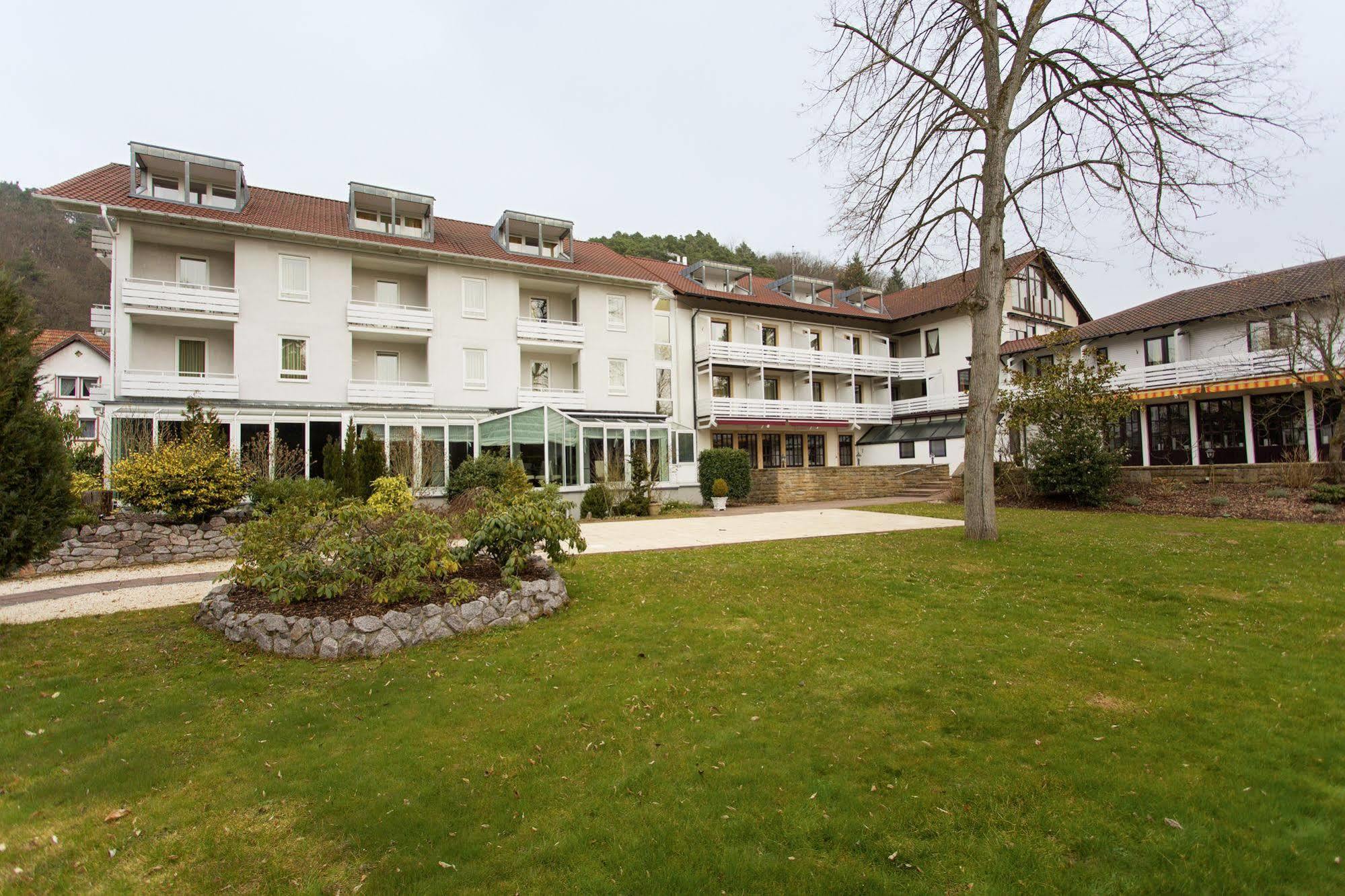 Hotel Kurparkblick Bad Bergzabern Exterior foto